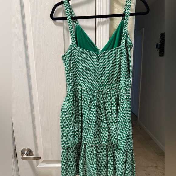 Bar III Green & White Printed Ruffled Tiered Mini Dress Size 6 - Picture 9 of 13